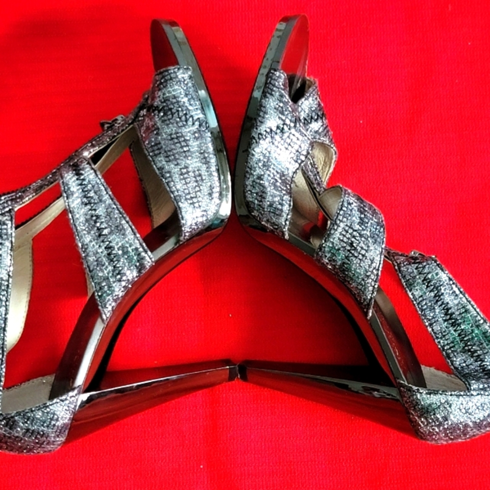 MICHAEL KORS SANDALS - Picture 4 of 14